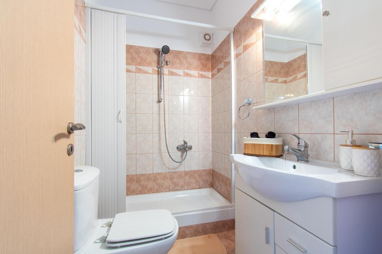 Yelayellow House Near To Airport, Rafina Port And Metropolitan Expo أرتيميدا المظهر الخارجي الصورة